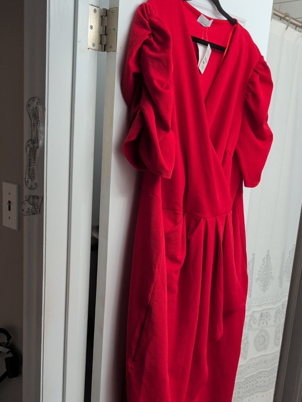 Quiz red dress